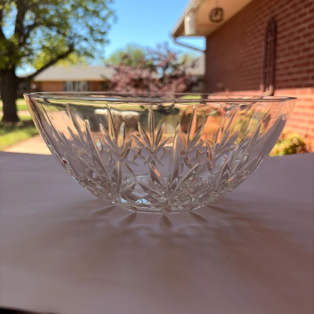 Vintage Lead‎ Crystal Pineapple Pattern Bowl Scalloped Edge Cut Glass Fruit Dish